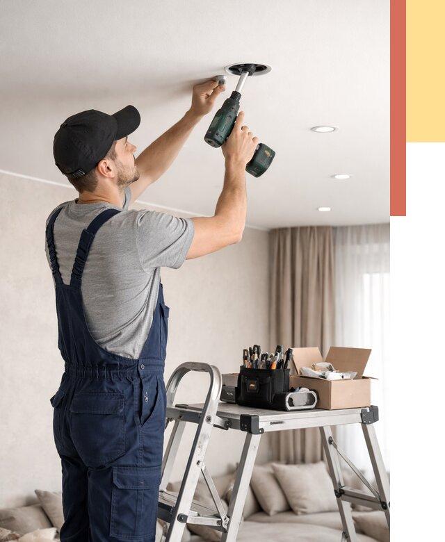 Установка и монтаж точечных светильников в натяжной потолок в Абакане от 1839 руб. | ОТДЕЛОЧНИК-Бкн