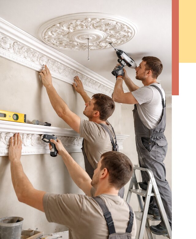 Монтаж лепнины на потолок в Абакане от 3269 руб. быстро и недорого | ОТДЕЛОЧНИК-Бкн